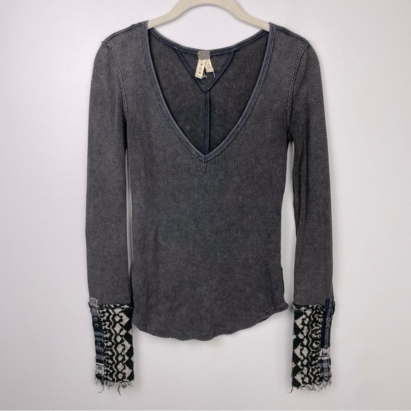 We the‎ Free V-Neck Thermal Sweater Cuff Top - Picture 1 of 15